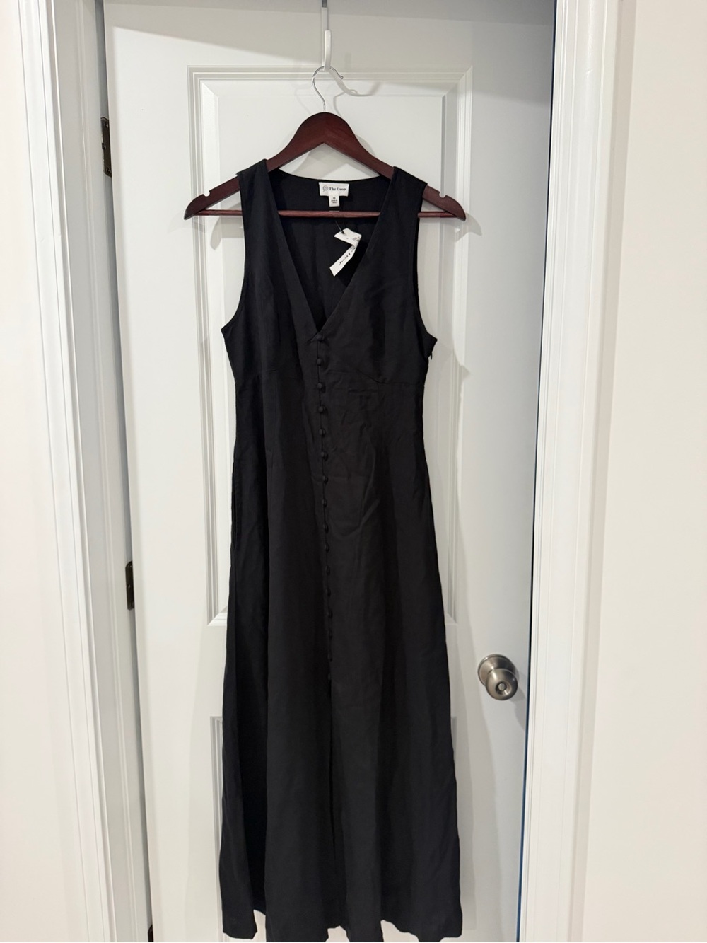 Sleeveless Black V-Neck Maxi Dress with Front Buttons by Madewell